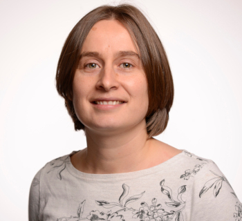 Former PhD student Helen Packwood